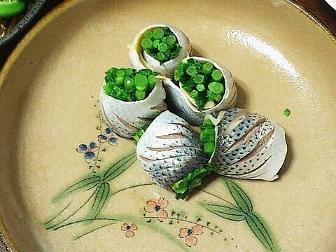 【釣り魚料理】菜の花のコノシロ巻き